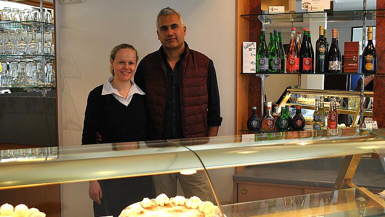 Katharina Weber und ihr Mann Akmal Songaryan haben das Café Heintz eröffnet.