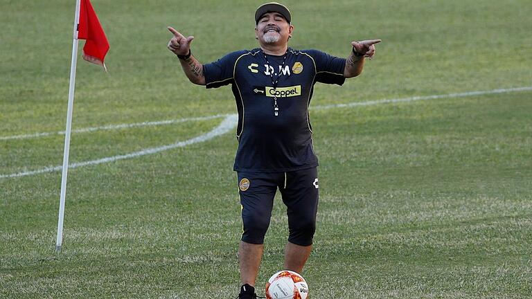 Maradona - Fußball-Legende Diego Maradona wird im Stadion von Dorados de Sinaloa als Trainer des Clubs vorgestellt. Maradona - Fußball-Legende Diego Maradona wird im Stadion von Dorados de Sinaloa als Trainer des Clubs vorgestellt.