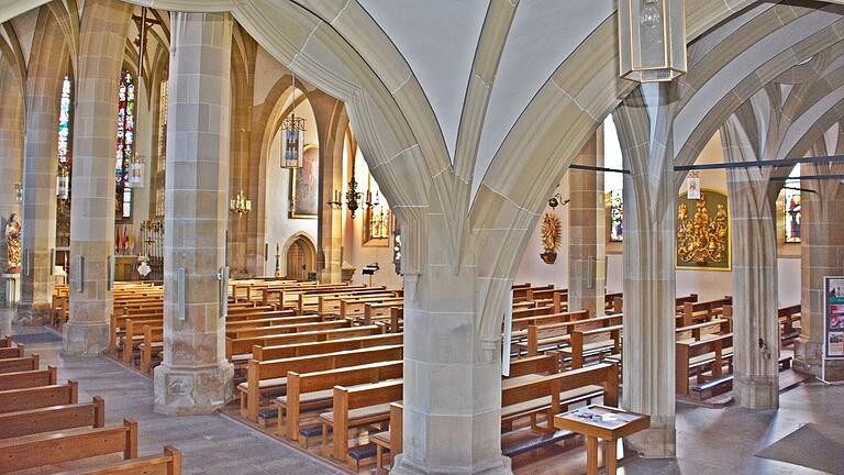 Die Stadtpfarrkirche Bad Königshofen ist bei der Kategorisierung der unterfränkischen Kirchen in der Diözese Würzburg in der Priorität A eingestuft. Das gelang allerdings erst nach vielen Gesprächen und einem Brief an Diözesanbischof Franz Jung.