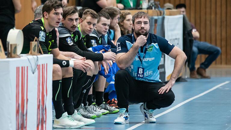 Trainer Ceeven Klatt (rechts) und die Rimparer Wölfe kriege noch mal Zuwachs als Entlastung für den derzeit kleinen Kader.