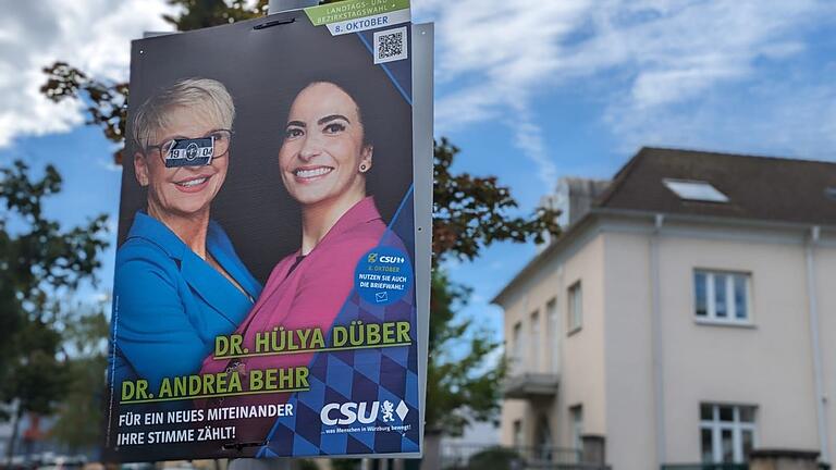 Gegen Regeln verstoßen: Die CSU hat ihre Plakate für die Landtagswahl 2023 teilweise zu früh aufgehängt. Die SPD hat sich darüber bei der Stadt beschwert.&nbsp;