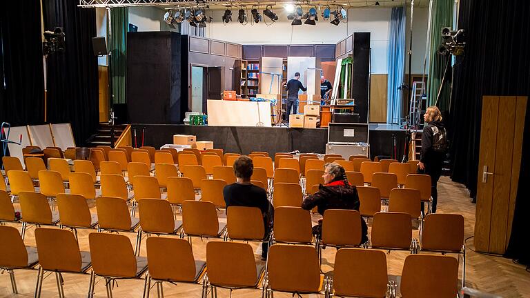 Der Betrieb in der Ausweichspielstätte Lauertalhalle ist mit einigem Aufwand verbunden.