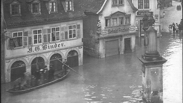 Vor 100 Jahren herrschte in Würzburg, wie hier im Mainviertel, 'Land unter'.