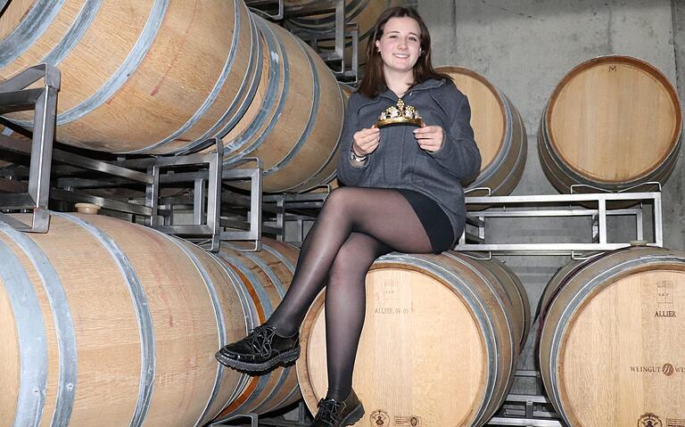 Weinprinzessin Vanessa Wischer im Weingut der Eltern in Nordheim. Weinprinzessin Vanessa Wischer im Weingut der Eltern in Nordheim.