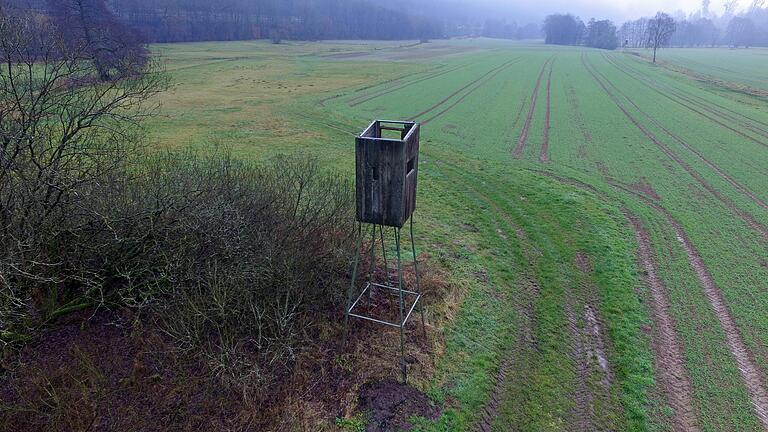 Die Stadt Lohr plant im Auftrag des Staatlichen Bauamtes einen Radweg durch das Lohrtal, beginnend am Werk II der Bosch Rexroth AG bis zur Roten Mühle.  Die Stadtratsfraktionen und -gruppierungen fordern nun einen Dialog mit den Grundstücksbesitzern.