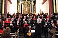 Ein außergewöhnliches Programm bot der 57 Mitglieder zählende Projektchor der Sing- und Musikschule Veitshöchheim am Sonntagabend in der barocken St.-Vitus-Kirche Veitshöchheim den rund 200 Zuhörenden.
