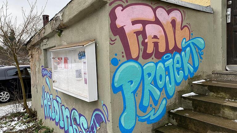 Das Fanprojekt der Würzburger Kickers hat im ersten Jahr seines Bestehens zahlreiche Aktionen für Teilnehmende angeboten, unter anderem einen Graffiti-Workshop.