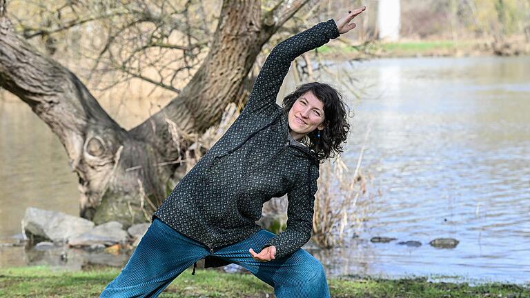 Norma Rudat (33) ist zweifache Mutter, wohnt in Winterhausen (Lkr. Würzburg) und arbeitet als selbstständige Yogalehrerin und als Angestellte. Norma Rudat (33) ist zweifache Mutter, wohnt in Winterhausen (Lkr. Würzburg) und arbeitet als selbstständige Yogalehrerin und als Angestellte. 