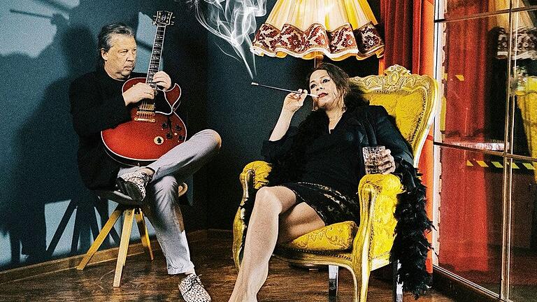 Das Jessica Born Duo spielt Blues Soul und Jazz.&nbsp;
