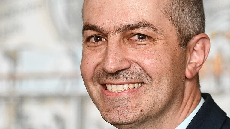 Bankenexperte Harald Bolsinger von der Fachhochschule Würzburg-Schweinfurt. Bankenexperte Harald Bolsinger von der Fachhochschule Würzburg-Schweinfurt.