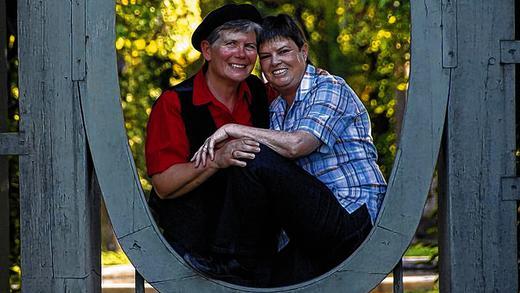 Glückliches Paar: Sigrid Kohm und Gabriele Richter aus Veitshöchheim. Glückliches Paar: Sigrid Kohm und Gabriele Richter aus Veitshöchheim.