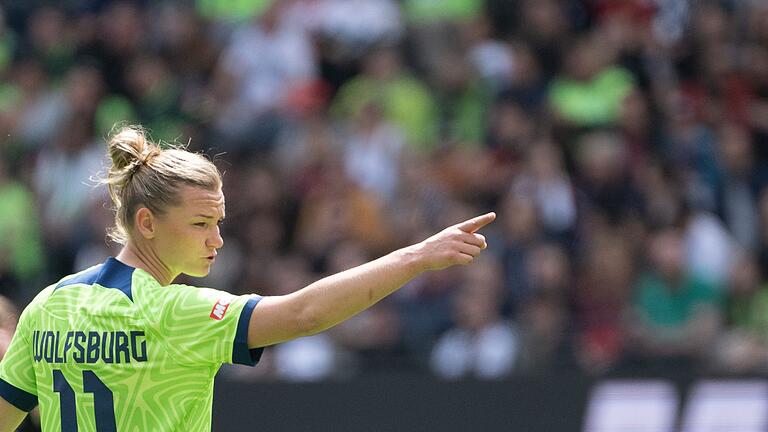 Alexandra Popp.jpeg       -  Alexandra Popp möchte mit Wolfsburg die Women's-Champions- League gewinnen. Alle Infos zum Finale zwischen Barcelona und Wolfsburg rund um Übertragung im Free-TV, Termin & Uhrzeit gibt es hier.