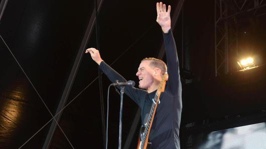 Bryan Adams bei seinem Konzert in Bad Kissingen  Fotos: Peter Rauch       -  Bryan Adams bei seinem Konzert in Bad Kissingen  Fotos: Peter Rauch