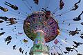 Kettenkarussell und Riesenrad auf dem Kiliani 2019. Derzeit plant man bei der Stadt für ein kleineres Kiliani-Volksfest Anfang Juli. Ob es aber stattfinden kann, wird erst in einigen Wochen feststehen.
