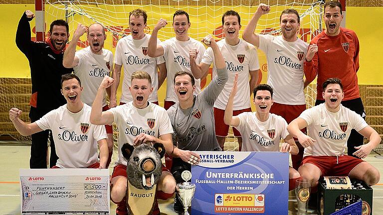 Futsal-Bezirksmeister: der TSV Rottendorf mit (hinten von links) Trainer Manuel Gröschl, Hans Zahn, Jakob Siedler, Moritz Schubert, Thomas Melber, Martin Hesselbach, Jens Eiring sowie (vorne) Nicolas Schubert, Julian Weber, Peter Trappschuh, Robin Busch und Jonas Mahler. Futsal-Bezirksmeister: der TSV Rottendorf mit (hinten von links) Trainer Manuel Gröschl, Hans Zahn, Jakob Siedler, Moritz Schubert, Thomas Melber, Martin Hesselbach, Jens Eiring sowie (vorne) Nicolas Schubert, Julian Weber, Peter Trappschuh, Robin Busch und Jonas Mahler.