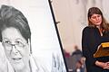 Claudia Stamm, älteste Tochter der verstorbenen ehemaligen bayerischen Landtagspräsidentin Barbara Stamm, spricht während eines Trauerstaatsaktes im Dom.