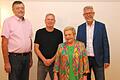 Haben ihr Amt als Marktgemeinderat abgegeben: Helmut Keidel (von links), Wolfgang Laug und Ulrike Haase mit Bürgermeister Bernhard Weidner (rechts).