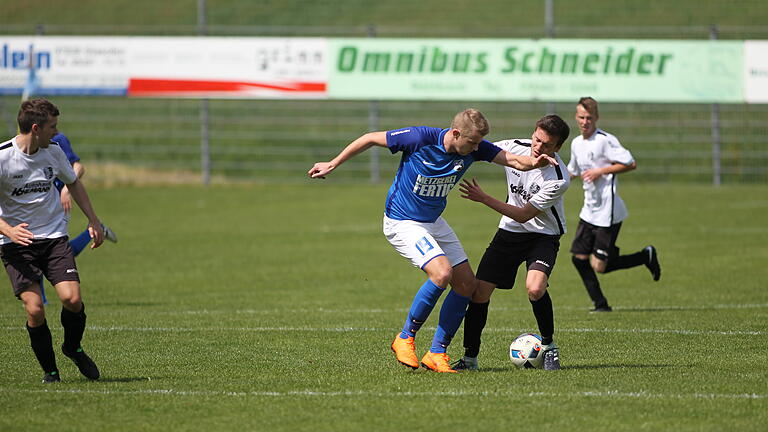 Fußball, Kreisliga Würzburg 2: FSV Esselbach-Steinmark - TSV Karlburg II