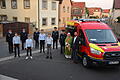 Im Bild von links Kreisbrandrat Holger Strunk, Max Zöller (Jugendfeuerwehr), 1. Vorsitzender Günter Löber, Nils Heinisch (Jugendfeuerwehr), 2. Kommandant Wolfgang Saam, Michel Keller (Jugendfeuerwehr), Jakob Saam (Jugendfeuerwehr), 1. Kommandant Winfried Keller, 2. Vorsitzender Dieter Sauer, Pfarrer Christoph, Bürgermeister Sebastian Hauck.