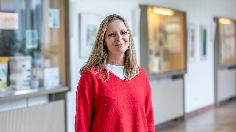 Mechatronik studiert, Lehrerin geworden: Marie-Theres Gräf kam 2009 als Quereinsteigerin zu ihrem Beruf und unterrichtet in der Würzburger Franz-Oberthür-Schule. Die Entscheidung bereute sie nie. Mechatronik studiert, Lehrerin geworden: Marie-Theres Gräf kam 2009 als Quereinsteigerin zu ihrem Beruf und unterrichtet in der Würzburger Franz-Oberthür-Schule. Die Entscheidung bereute sie nie.