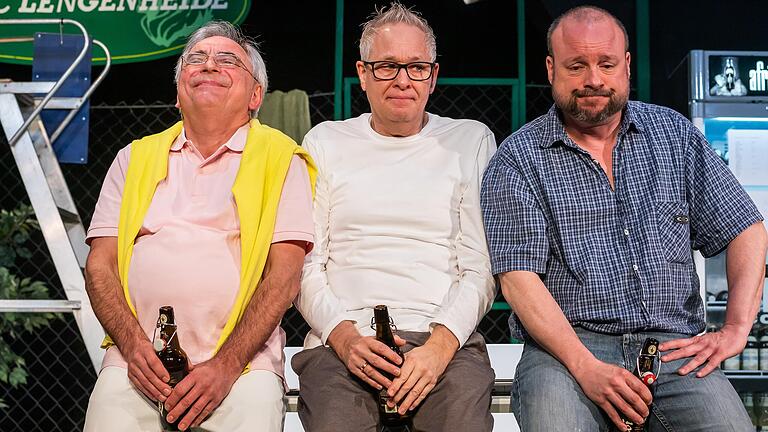 Die Schauspieler bei der Premiere im Theater Chambinzky (von links): Jürgen Hupp, Thorsten Rock, Michael Schwemmer.