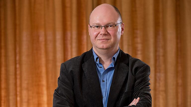 Juristischer Blick auf die Passion Christi       -  Professor Rene Pfeilschifter, Inhaber des Lehrstuhls für Alte Geschichte der Universität Würzburg