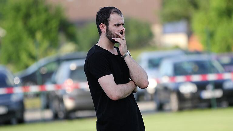 Tobias Werner beim SV Gaukönigshofen am Spielfeldrand