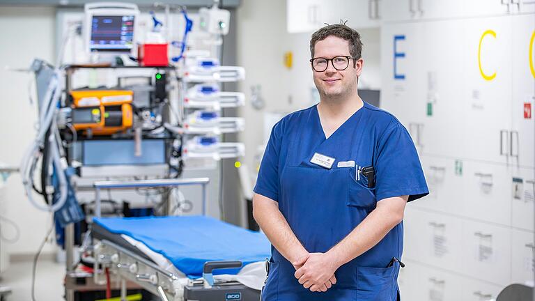 Chefarzt Dr. Benedikt Stubner leitet die Notfallaufnahme im Leopoldina-Krankenhaus in Schweinfurt.