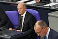 Bundestag - Regierungserklärung       -  &bdquo;Er hat sich verzockt, aber viel schlimmer ist, dass er gezockt hat&rdquo;, sagte der SPD-Kanzler, Olaf Scholz, über das Vorgehen von Unionskanzlerkandidat Friedrich Merz (CDU). (Archivbild)