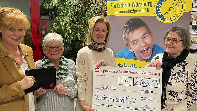 Andrea Krist (Vorstand FortSchritt Würzburg), Hannelore Kram, Gerdi Molitor, Rita B. Andrea Krist (Vorstand FortSchritt Würzburg), Hannelore Kram, Gerdi Molitor, Rita B.