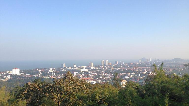 Herold on tour       -  Mit dem Rollstuhl durch Thailand: Michael Herold aus Buch.