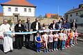 In Wermerichshausen erfolgte die offizielle Freigabe der Kreisstraße KG 2, die im Bereich der Ortsdurchfahrt von Wermerichshausen von Grund auf saniert wurde.Heike Beudert       -  In Wermerichshausen erfolgte die offizielle Freigabe der Kreisstraße KG 2, die im Bereich der Ortsdurchfahrt von Wermerichshausen von Grund auf saniert wurde.Heike Beudert
