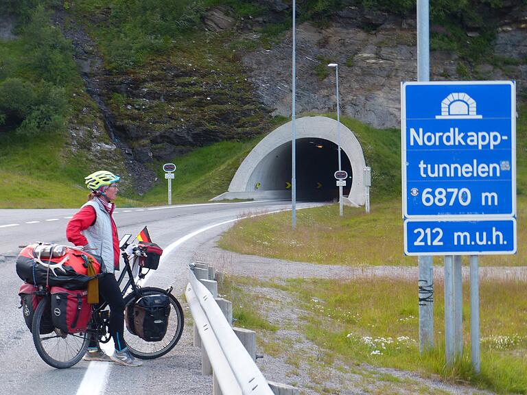 Alternativlos. Wer zum Nordkap will, muss da durch.
