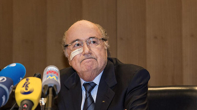 Joseph Blatter - Joseph Blatter äußerte sich auf einer PK zu seiner Sperre. Foto: Patrick B. Kraemer Joseph Blatter - Joseph Blatter äußerte sich auf einer PK zu seiner Sperre. Foto: Patrick B. Kraemer