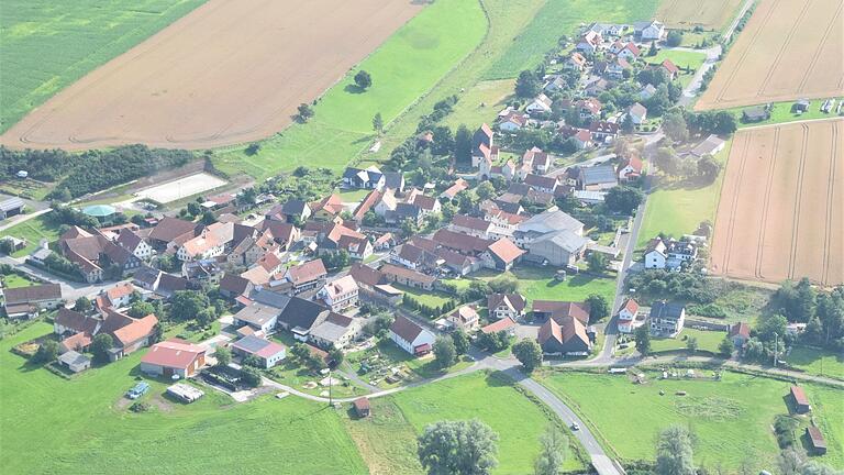 Die erste Aufnahme zur diesjährigen Ausgabe unseres neuen Sommerrätsels entstand am südöstlichsten Rand des Landkreises. Die erste Aufnahme zur diesjährigen Ausgabe unseres neuen Sommerrätsels entstand am südöstlichsten Rand des Landkreises.