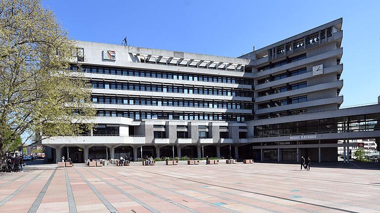 Rathaus Pforzheim - Der Experte Oliver Elser hält das Rathaus von Pforzheim für ein besonders gelungenes brutalistisches Gebäude. (Archivbild) Rathaus Pforzheim - Der Experte Oliver Elser hält das Rathaus von Pforzheim für ein besonders gelungenes brutalistisches Gebäude. (Archivbild)