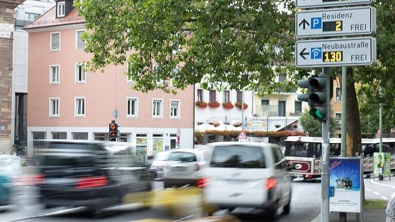 Für eine repräsentative Verkehrsbefragung für den Verkehrsentwicklungsplan der Stadt Würzburg wurden 100 000 Euro neu in den Haushaltsplan für 2022 eingestellt.