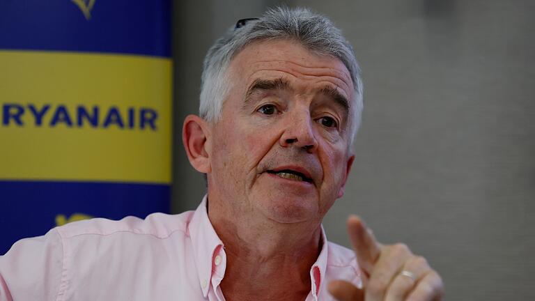 Ryanair stellt in Rom neue Strecken für Winter 2023/24 vor       -  Ryanair-Chef O'Leary fordert ein Getränkelimit für Passagiere vor dem Flug. (Archivbild)