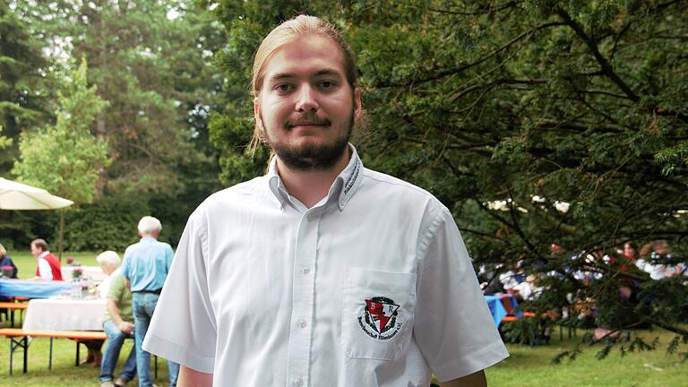 Stefan Steinberger ist Vorsitzender der Burschenschaft in Rüdenhausen. Ihm ist es wichtig, die Tradition aufrechtzuerhalten.