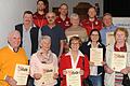 Die geehrten Mitglieder des TSV Schwebheim (jeweils von links) vordere Reihe:&nbsp; Bernhard Schmidt (25), Ingrid Schmidt (25), Irmgard Hunger (50), Rosi Firnschild (Ehrenmitglied), Elfriede Schirmer (65). Mittlere Reihe: Norbert Ludwig (60), Heinz Michel (60), Ilse Ludwig (65), Harald Steif (40). In der hinteren Reihe die Vorstände: Konstantin Willacker, Harald Schock und Daniel Seifert.&nbsp;