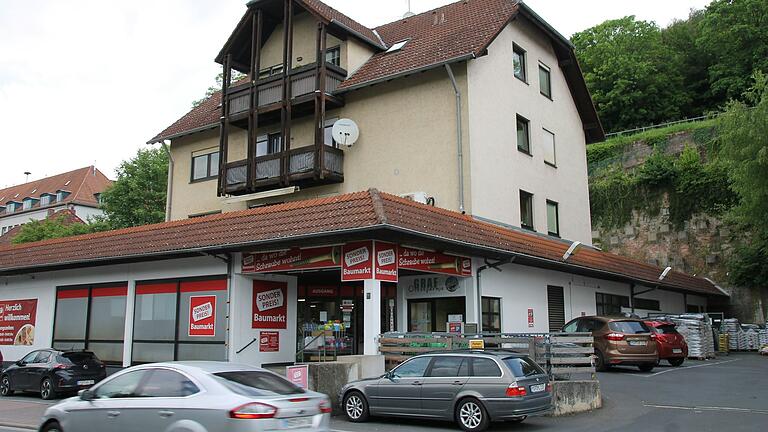 Der Sonderpreis-Baumarkt in Gemünden.