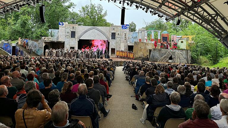 Insgesamt rund 1700 Gäste besuchten die Ehrenamtsveranstaltung des Landkreises Schweinfurt in Sömmersdorf.