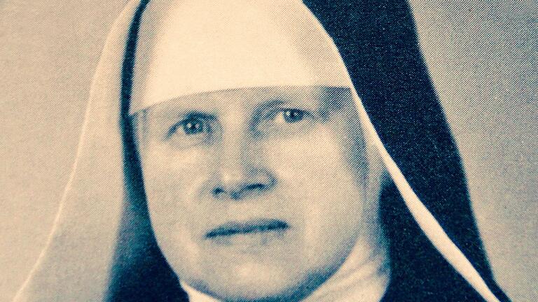 Die Ritaschwester Elisabeth Wenzel arbeitete von 1921 bis 1942 und von 1945 bis 1960 im jüdischen Krankenhaus bzw. in den Altersheimen. Die Ritaschwester Elisabeth Wenzel arbeitete von 1921 bis 1942 und von 1945 bis 1960 im jüdischen Krankenhaus bzw. in den Altersheimen.