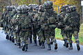Soldaten in der Grundausbildung marschieren (Symbolfoto)