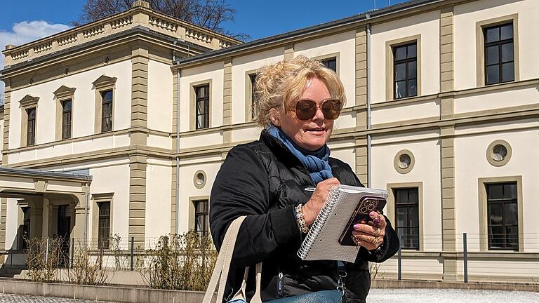 Bestseller-Autorin Petra Durst-Benning notierte sich im Luitpoldbad Informationen über die therapeutischen Angebote gegen Ende des 19. Jahrhunderts - Bestseller-Autorin Petra Durst-Benning notierte sich im Luitpoldbad Informationen über die therapeutischen Angebote gegen Ende des 19. Jahrhunderts Bestseller-Autorin Petra Durst-Benning notierte sich im Luitpoldbad Informationen über die therapeutischen Angebote gegen Ende des 19. Jahrhunderts - Bestseller-Autorin Petra Durst-Benning notierte sich im Luitpoldbad Informationen über die therapeutischen Angebote gegen Ende des 19. Jahrhunderts