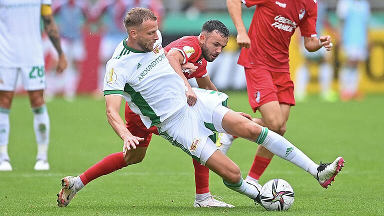 Inzwischen im Trikot von Türkgücü München: Albion Vrenezi (rechts, gegen Union Berlins Marvin Friedrich) im DFB-Pokal. Inzwischen im Trikot von Türkgücü München: Albion Vrenezi (rechts, gegen Union Berlins Marvin Friedrich) im DFB-Pokal.