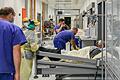 Die Corona-Pandemie hat die Pflegekräfte in den Kliniken seit Frühjahr 2020 stark belastet. Um zusätzliches Personal zu gewinnen, geht die Uniklinik Würzburg jetzt ungewohnte Wege.