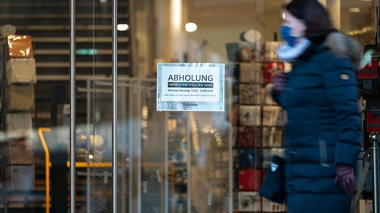 Der Abholservice 'Click&nbsp; &amp; Collect' (Symbolfoto) ist nun auch in Bayern erlaubt. Welche Geschäfte in Bad Neustadt diese Möglichkeit neuerdings anbieten, soll nun herausgefunden werden.