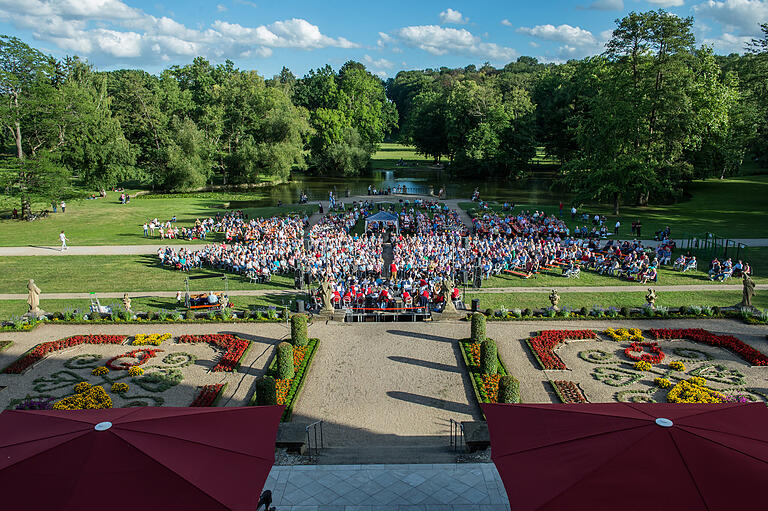 Immer ein Erlebnis: Das Böhmisches Open- Air der Hergolshäuser Musikanten im Wernecker Schlosspark.&nbsp;