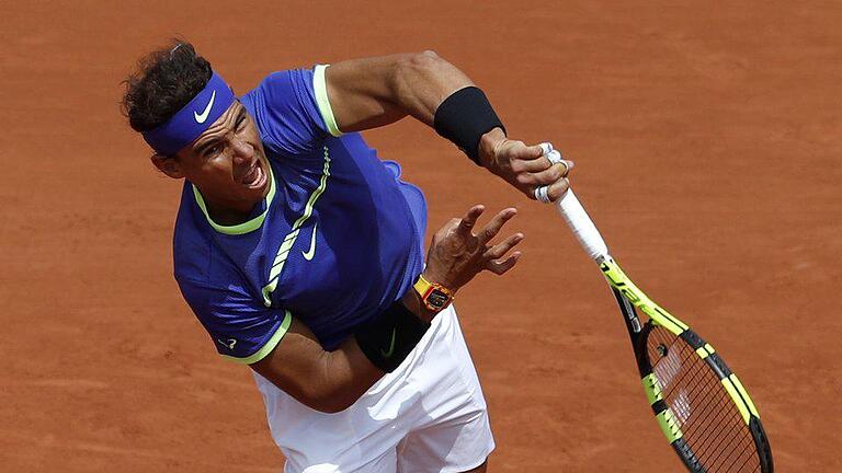 Rafael Nadal       -  Rafael Nadal ist bei den French Open souverän ins Viertelfinale eingezogen. Foto: Petr David Josek